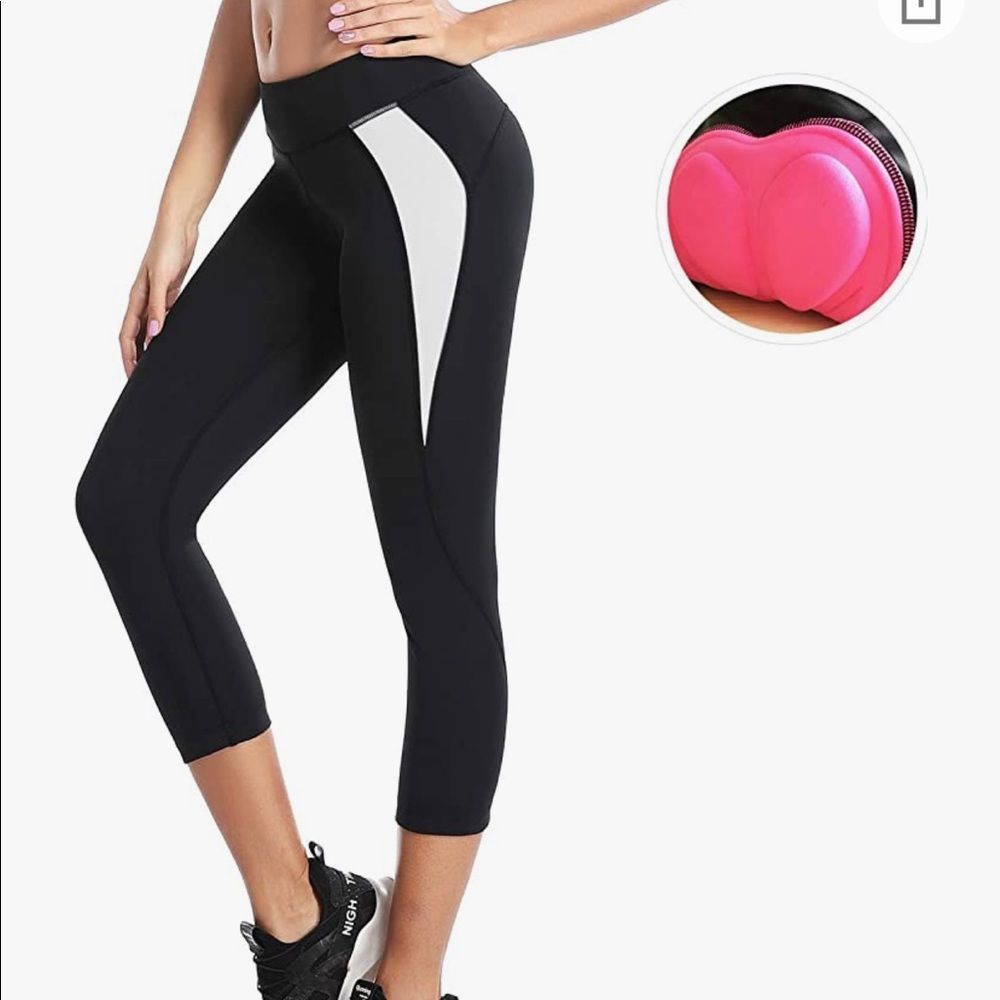 NWT Padded 🚴‍♀️ Black Leggings